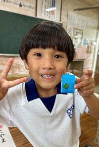 可愛いランドセルのお守り
