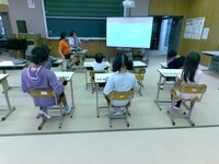 校長先生からブログの書き方をならっています。