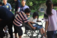 2人1組になり車椅子を体験しました